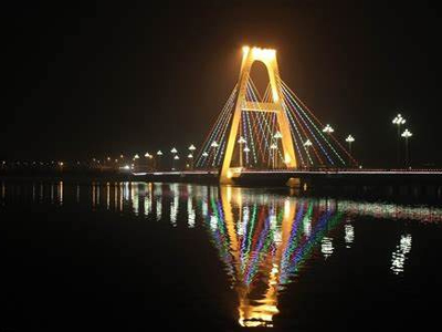 拉索拱桥照明.jpg